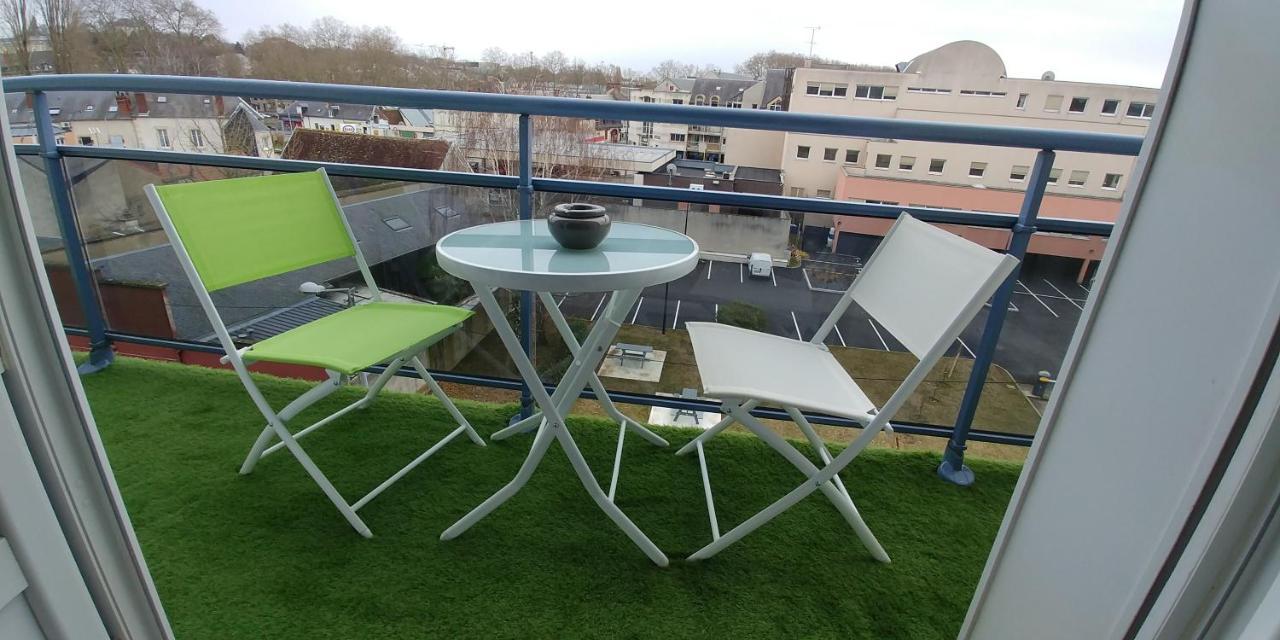 T3 Bord Centre Ville - 4Eme Etage - Fetes Interdites Bourges Eksteriør bilde